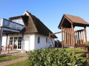 Achternkieker Comfortable holiday residence